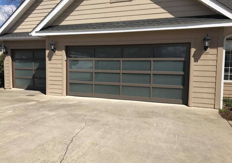 Choosing a New Garage Door in Asheville, NC: The Complete Guide to Size, Style, Durability, and Pricing